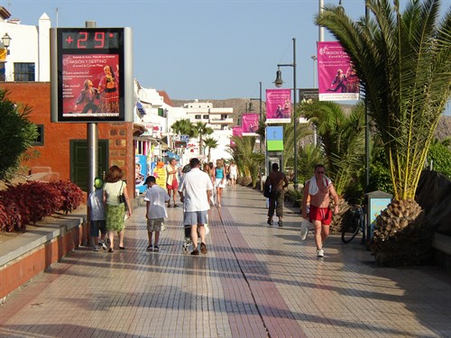 Los Cristianos Beach Walk Aug 04 1 