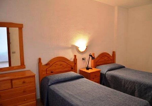 Owjzbt0fkbb11xbjht8wcb2yfp0rt5xfbmkzky74o8q