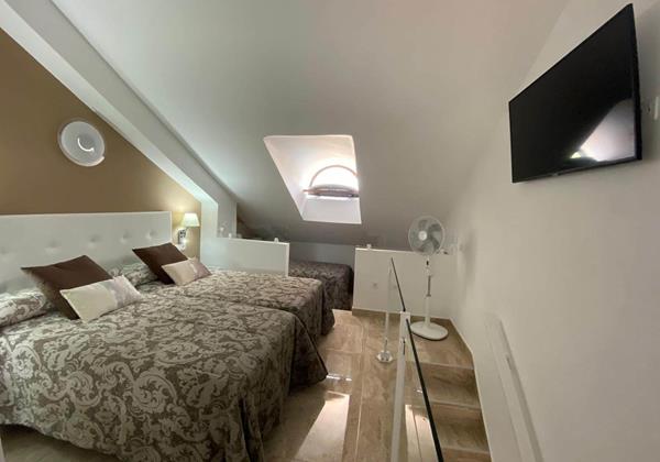 PS1 Apt 346 Aug 2020 15